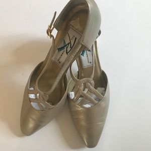 Ros Hommerson Braided Taupe Metallic Kitten Pump